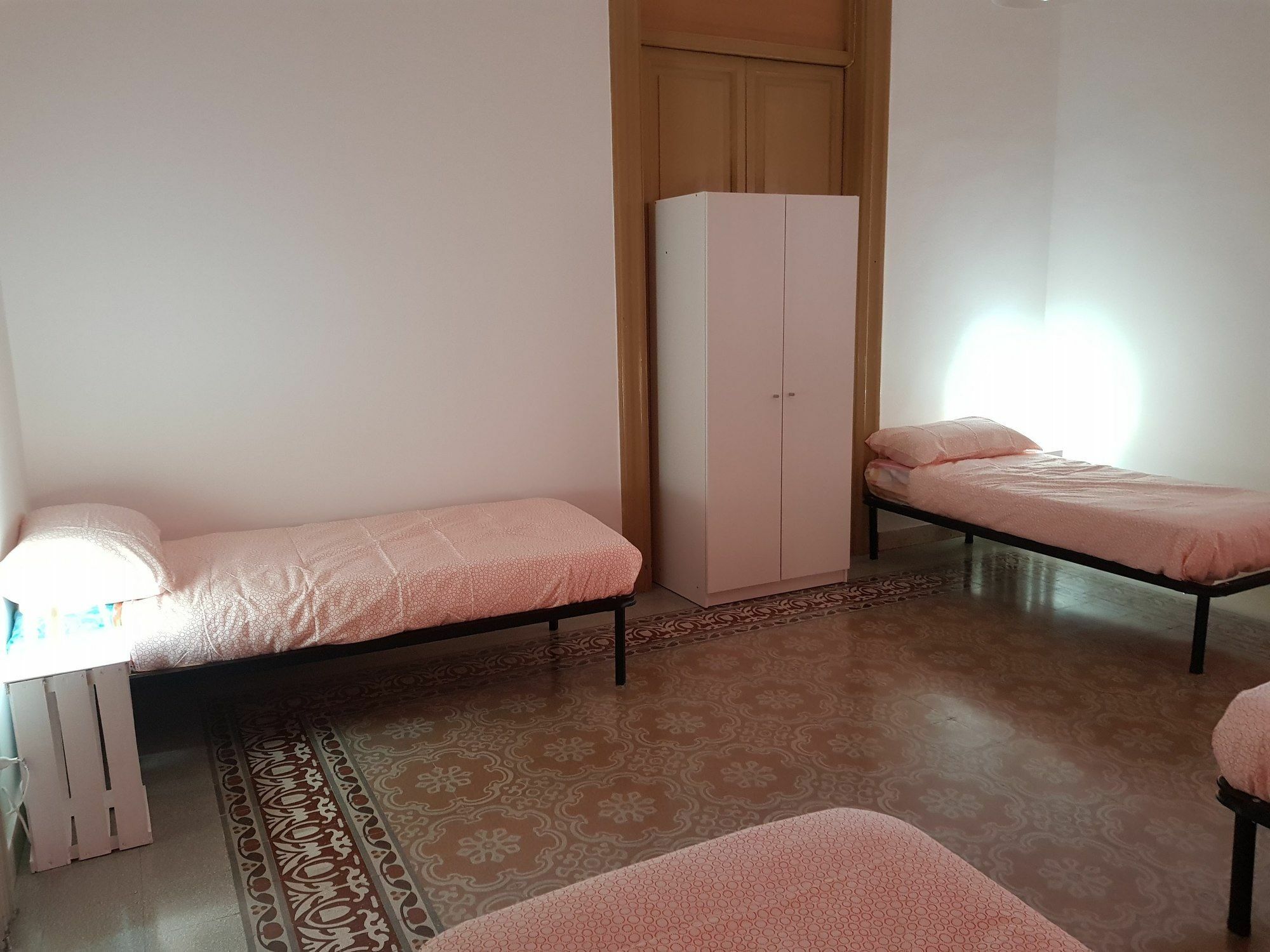 Jonathan Hostel & Guesthouse Palermo Esterno foto